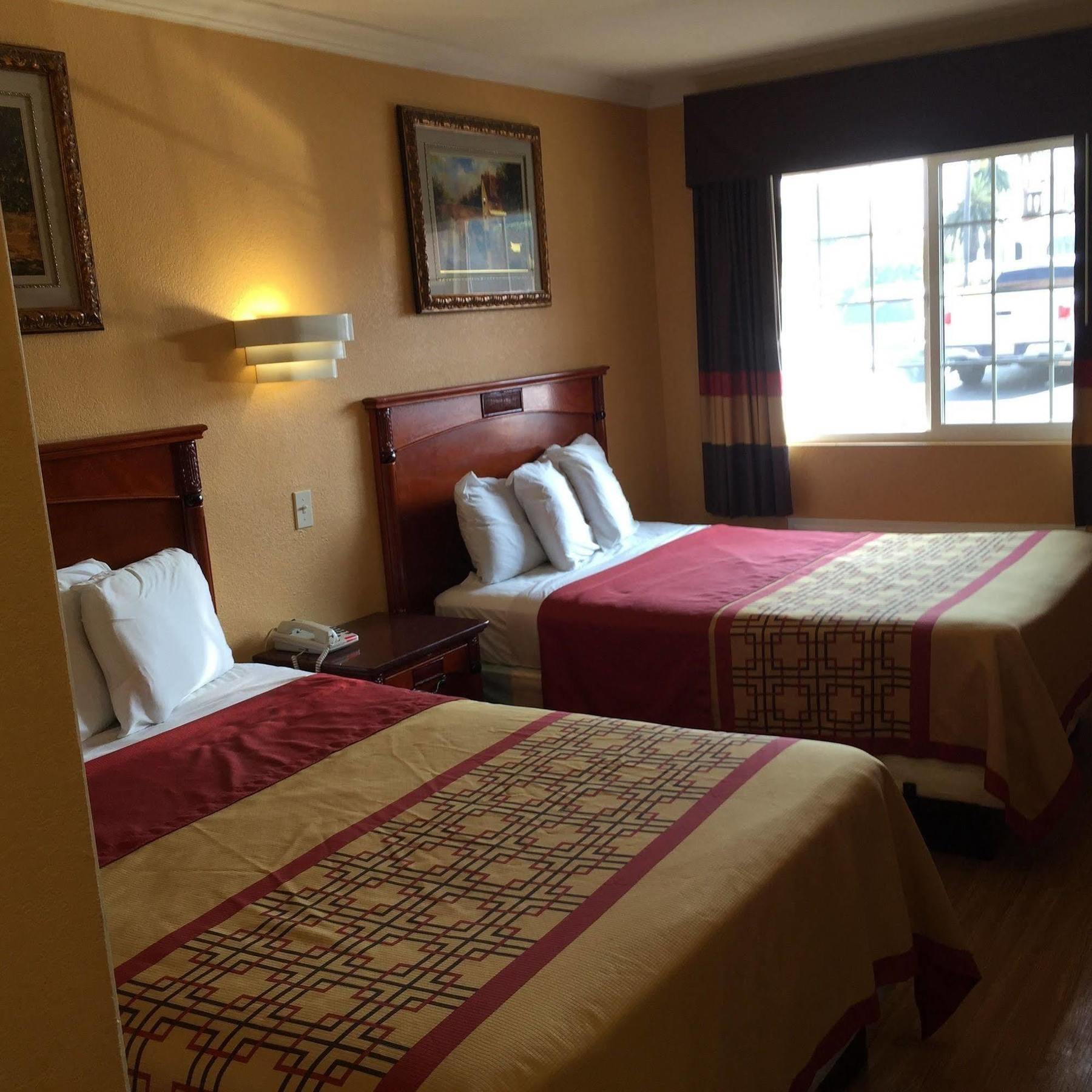 National City Motel Экстерьер фото